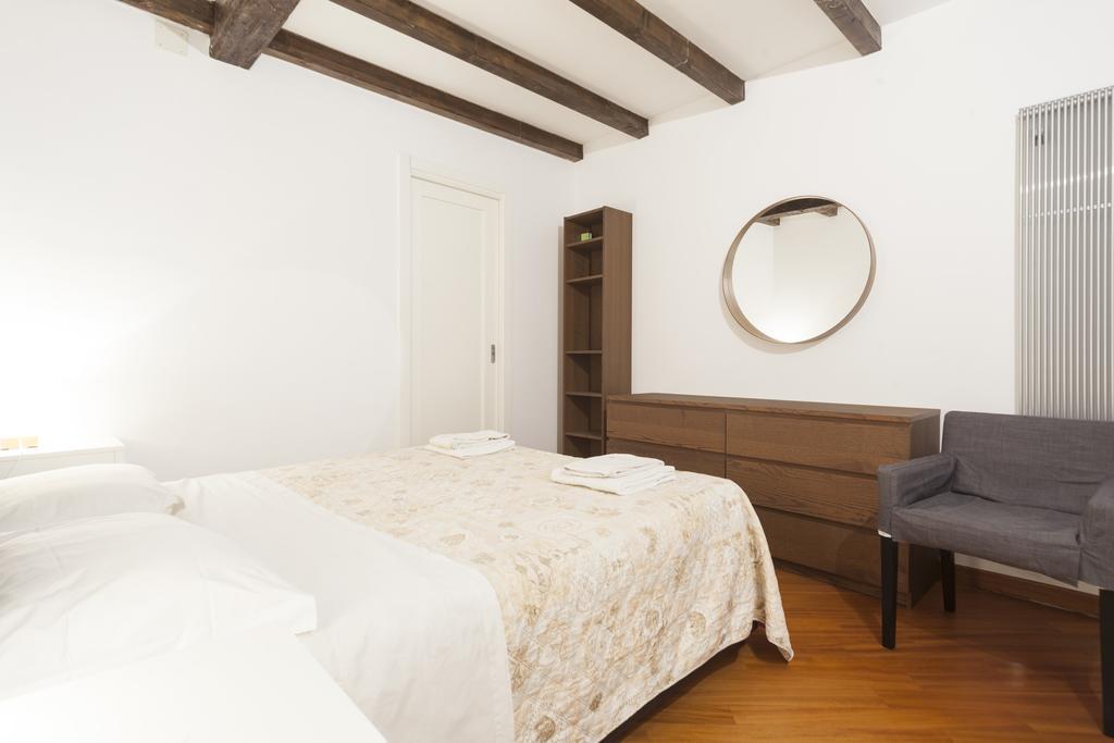 Ludovico De Varthema, Bologna Apartment Luaran gambar